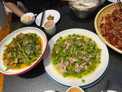 -万重锦·人文川菜馆(骡马市店)