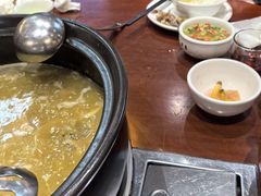 -菌之家·专业纯野生菌火锅·特色炒菌