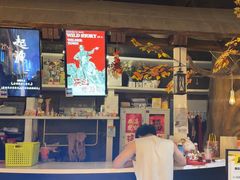 -暴风岛沉浸式体验馆(百联世纪店)