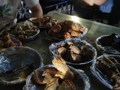 -梁老三麻辣鸡头总店