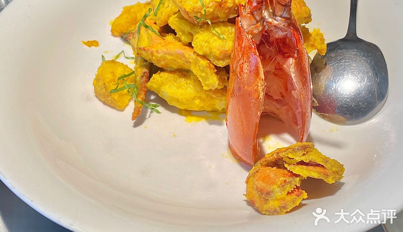 二百吃一顿波龙贵不贵✌🏻