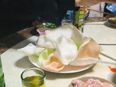 -渝嘴小老弟老火锅(华新村店)