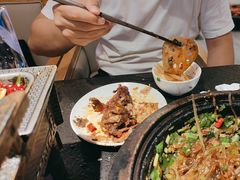 -万重锦·人文川菜馆(骡马市店)