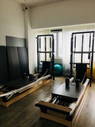 -无界瑜伽普拉提