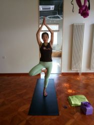 -一花一叶瑜伽生活馆