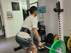 -汗水空间私教健身连锁(SM广场店)