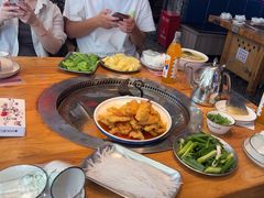 -山河屯铁锅炖·非遗东北菜(南山店)