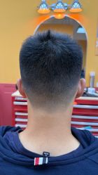 -Devilhands Barbershop男士理容店