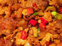 老坛白椒炒土猪肉-凤凰湘语·湘粤鲜融(浦东旗舰店)