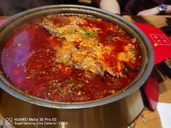 -三顾烤庐·烤鱼·烧烤·龙虾(奉贤店)