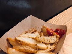 薯角-龙治汉堡(中华城店)