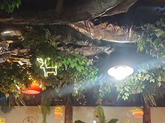 -茅台镇网红溶洞餐厅·茅帮菜馆