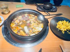 -一朵菌·野生菌探索家火锅(南亚店)