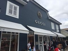 -伦敦比斯特购物村