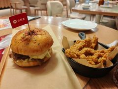 -必胜客(茂业店)