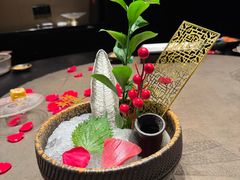 -蟹犇前•帝王蟹雪蟹(陆家嘴店)