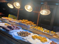 -锤头鲨毛肚海鲜烤肉自助餐厅(国购广场店)