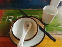 餐具摆设-迎晨餐厅(青芝坞店)