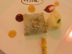-La Villa French Restaurant