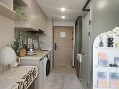 -东方体育中心(地铁站)