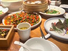花哈尖椒鸡-渝半城经典川粤菜(重庆天地店)