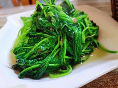 -云河农家乐饭店(福禄缘树山店)