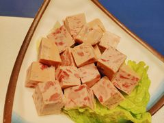 -爱你您·自家鱼塘·活水喷泉鱼火锅(八里店)