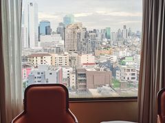 -曼谷拉差达绿宝石酒店