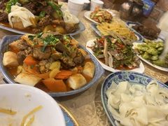 -维吾尔餐厅(宜山路店)