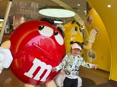 -m豆巧克力世界(上海世茂广场店)