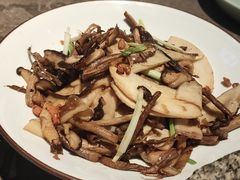 香炒茶树菇-绿茶餐厅(崇文门新世界店)