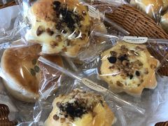 -焙丽拾光(麦凯乐直营店)
