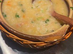 -潮界(LU·ONE凯德晶萃广场店)