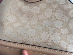 -COACH蔻驰(百联奥特莱斯店)