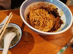 -沪西老弄堂面馆(定西路店)