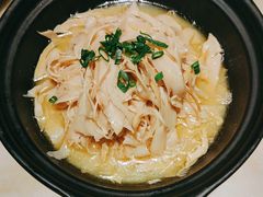 -佬麻雀·新湘菜(东方宝泰店)