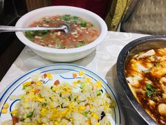 西湖牛肉羹-金良酸菜鱼(宁海路总店)