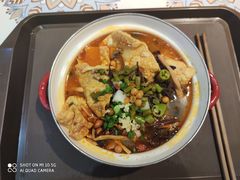 -丽丽三鲜螺蛳粉(田林路店)