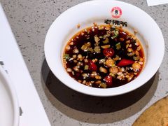 -老佛爷铜炉蛙锅(东门老街店)