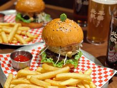 海绵宝宝菠萝屋汉堡-Take A Bite·TAB汉堡