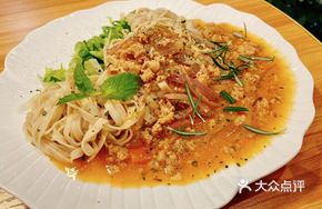 Meat Sauce Buckwheat Noodles