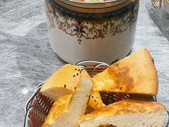 -艾丁湖烤全羊西域文化主题餐厅(新天润店)