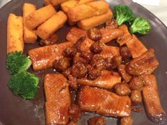 鹅肝粒烹杏鲍菇-106餐厅(山水文园店)
