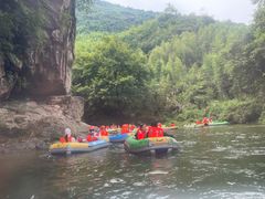 -雅鲁激流探险漂流