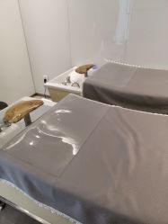 -LESSMORE科技头皮理容中心