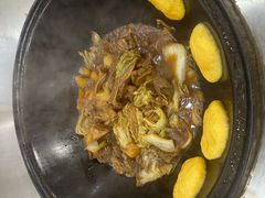 -粘豆包柴火铁锅炖