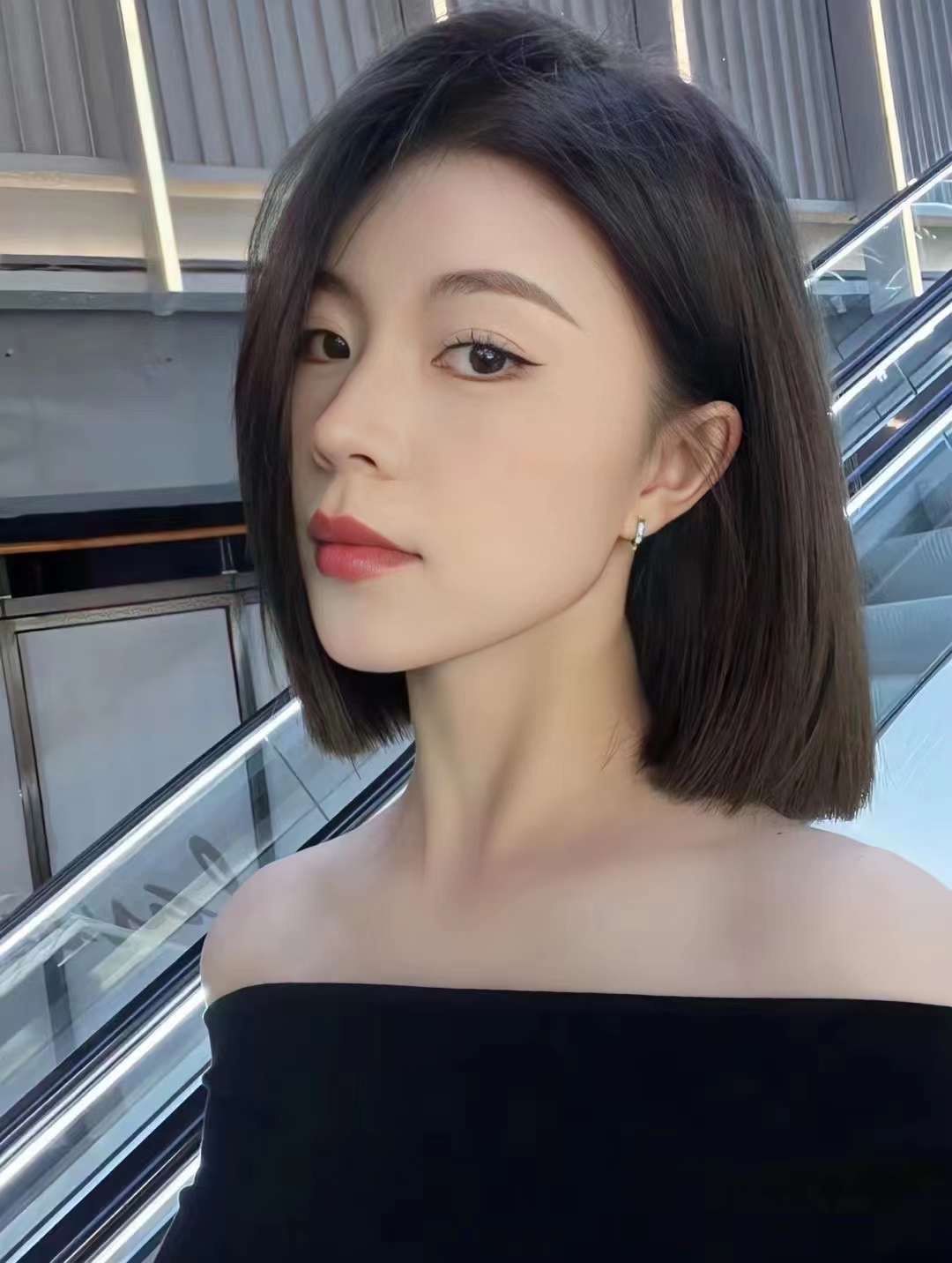 可以扎起来的一刀切短发