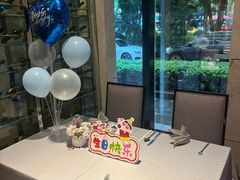 -广州万富希尔顿酒店·感趣自助餐厅·金秋蟹宴生蚝海鲜刺身