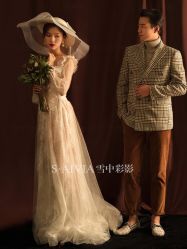 -雪中彩影婚纱摄影·微光艺术中心