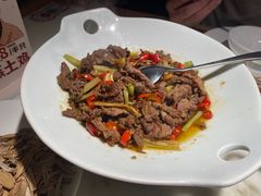 菜籽油炒黄牛肉-佬肥猫(国华广场店)